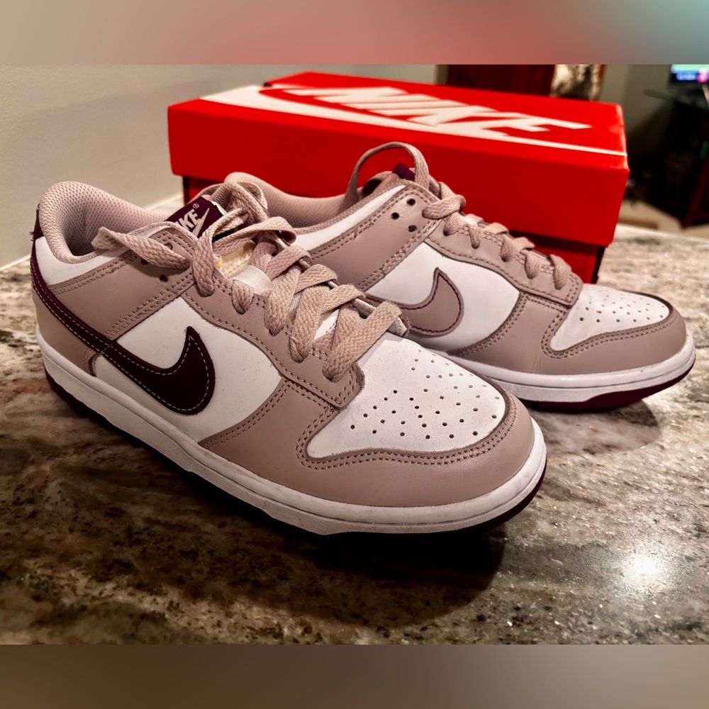Nike Dunk Low GS White / Platinum Violet